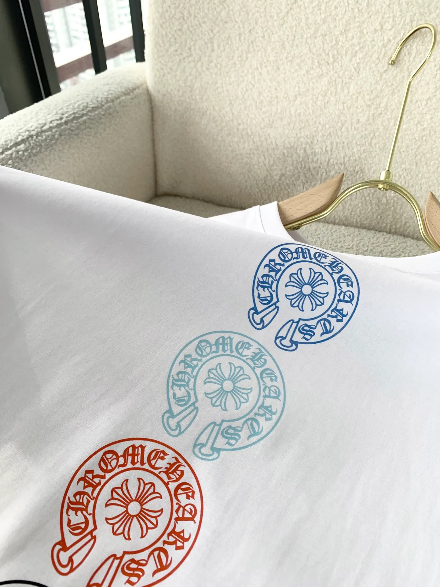 💥 New Arrival T ！ Premium ， ！ ！ ！ ！ ！ Breathable ！ ， 。 ： Cream White Black Sizes：M-3XL （ ）